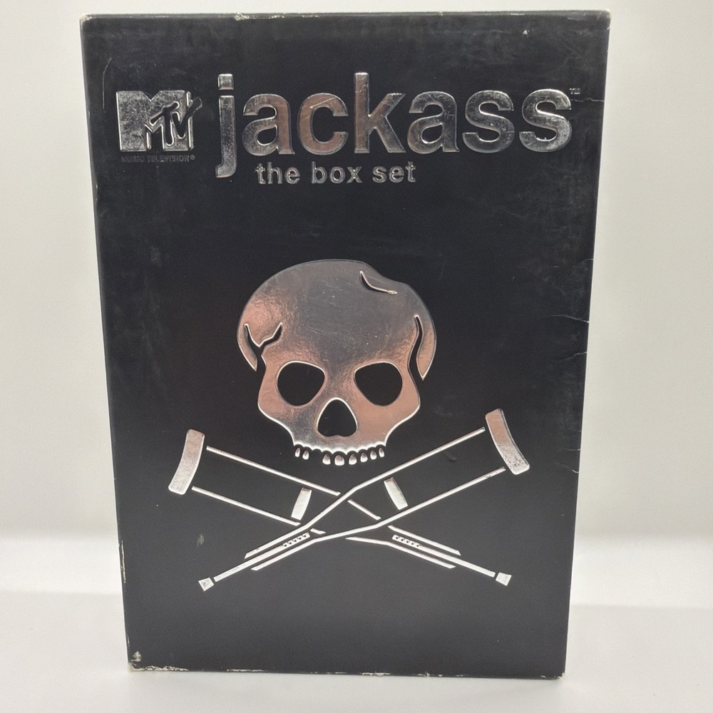 JACKASS THE BOX SET DVD MTV 4 discs & booklet - SLIPCOVER BOX Has Some Wear